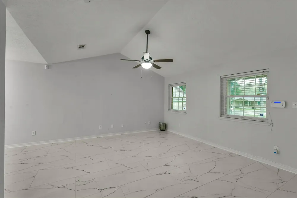 1215 Tejas Boulevard Conroe, TX 77316