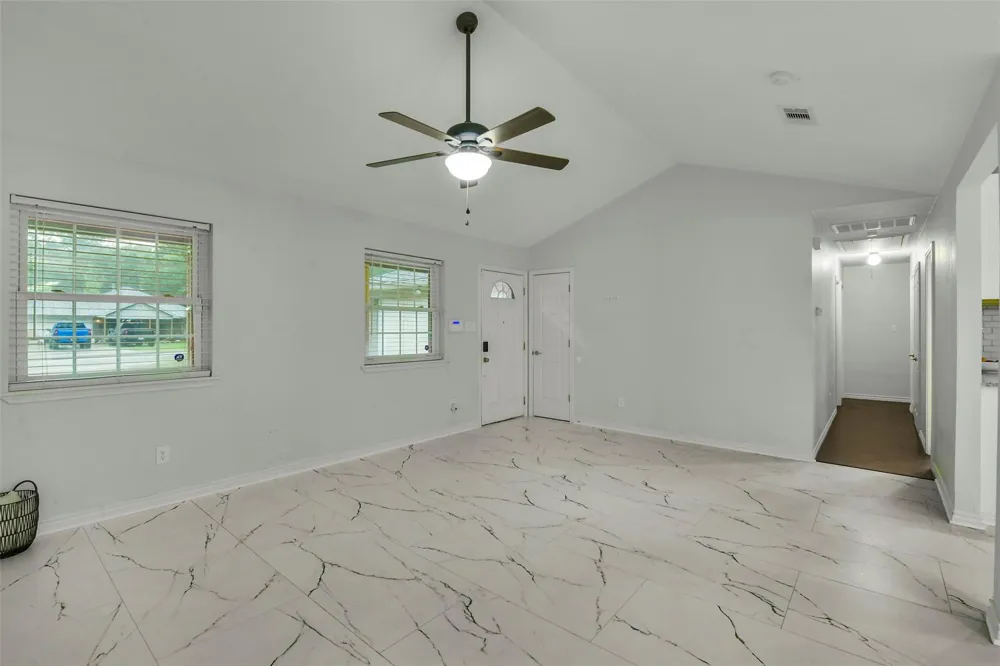1215 Tejas Boulevard Conroe, TX 77316