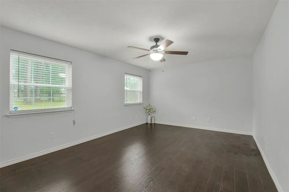 1215 Tejas Boulevard Conroe, TX 77316