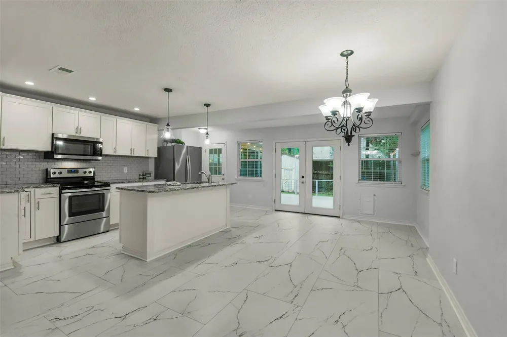 1215 Tejas Boulevard Conroe, TX 77316