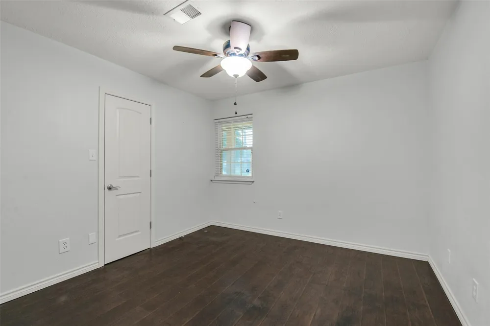 1215 Tejas Boulevard Conroe, TX 77316