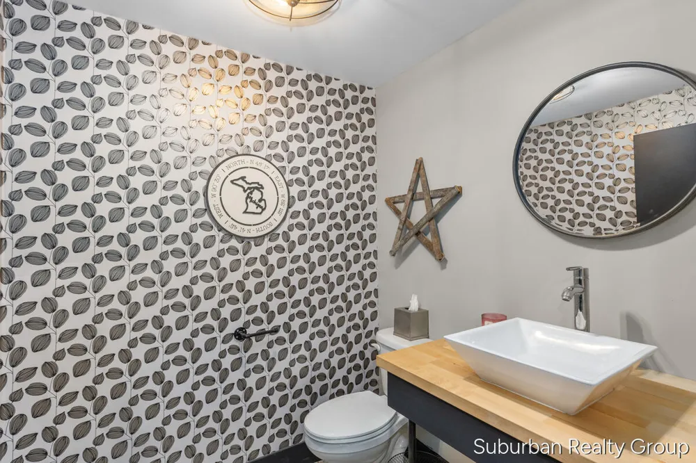 3123 Journey Drive Hudsonville, MI 49426