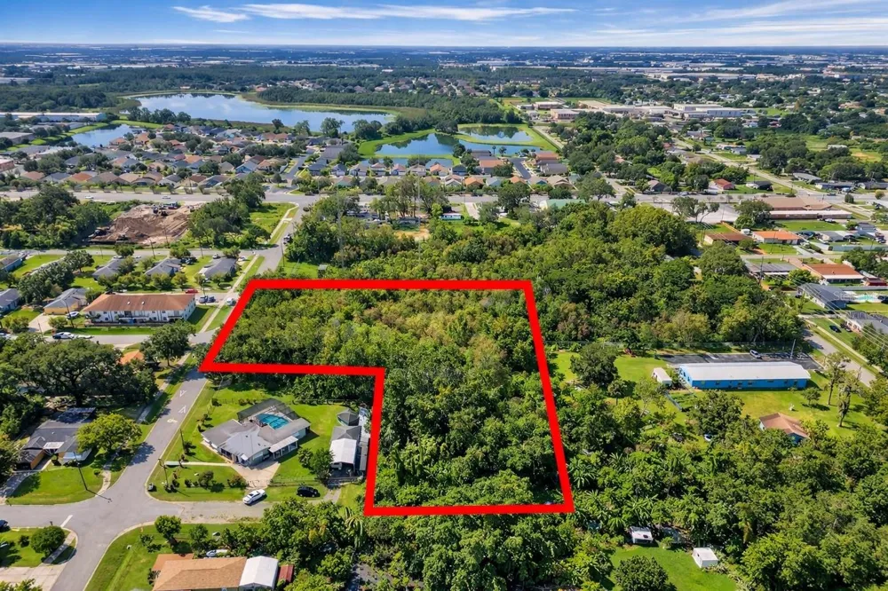 110 PRINCE STREET Orlando, FL 32809