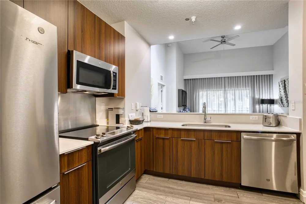 14501 GROVE RESORT AVENUE #2135 Winter Garden, FL 34787