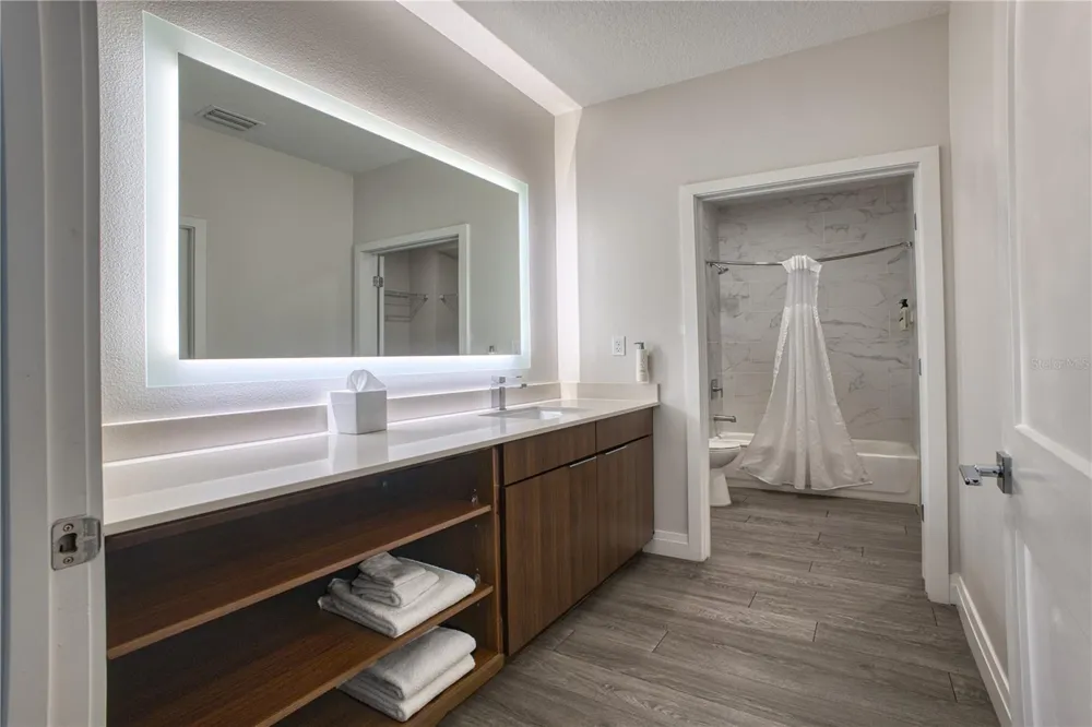 14501 GROVE RESORT AVENUE #2135 Winter Garden, FL 34787