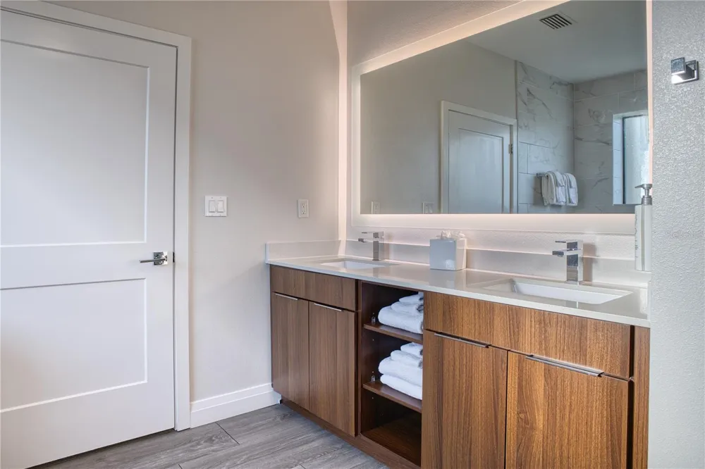 14501 GROVE RESORT AVENUE #2135 Winter Garden, FL 34787