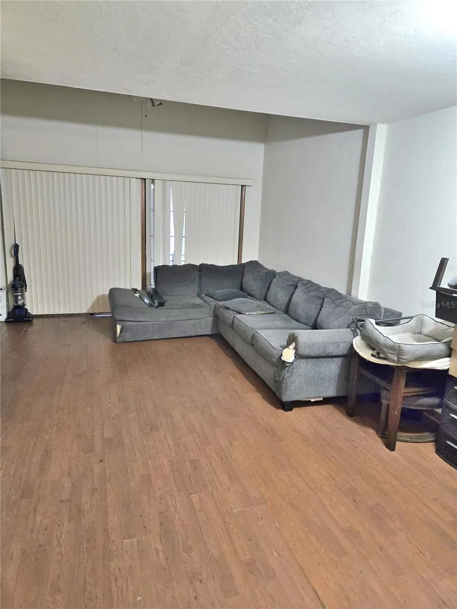 5727 SW 10TH PLACE Gainesville, FL 32607
