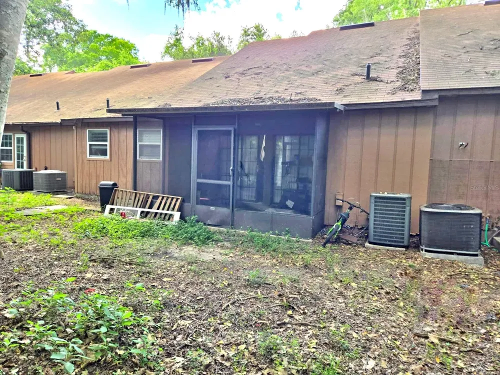 5727 SW 10TH PLACE Gainesville, FL 32607