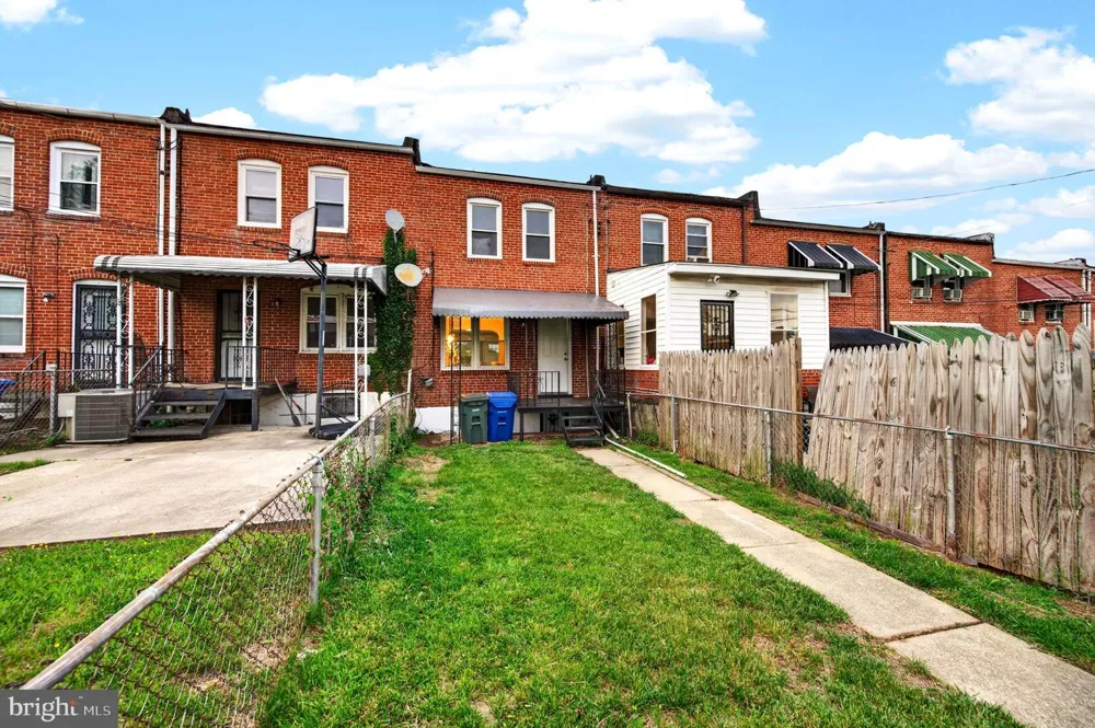 2722 ROSEDALE STREET Baltimore, MD 21216