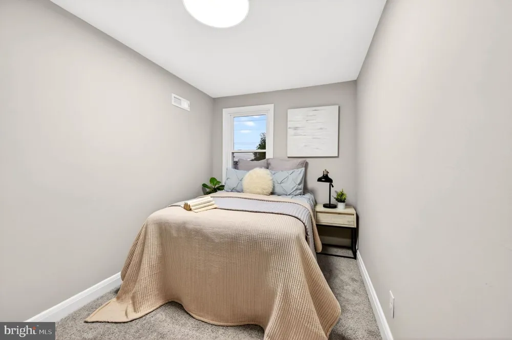 2722 ROSEDALE STREET Baltimore, MD 21216