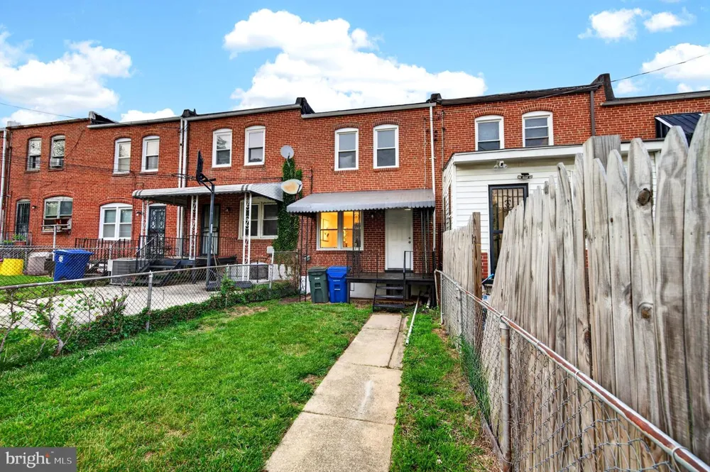 2722 ROSEDALE STREET Baltimore, MD 21216