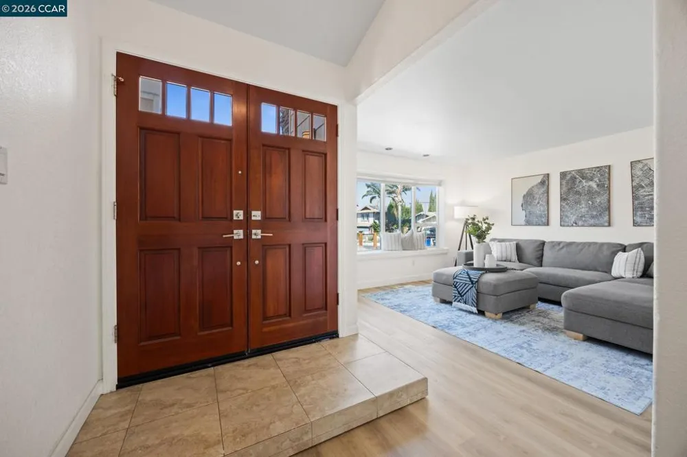 2274 Mount Whitney Dr Pittsburg, CA 94565