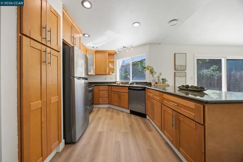 2274 Mount Whitney Dr Pittsburg, CA 94565