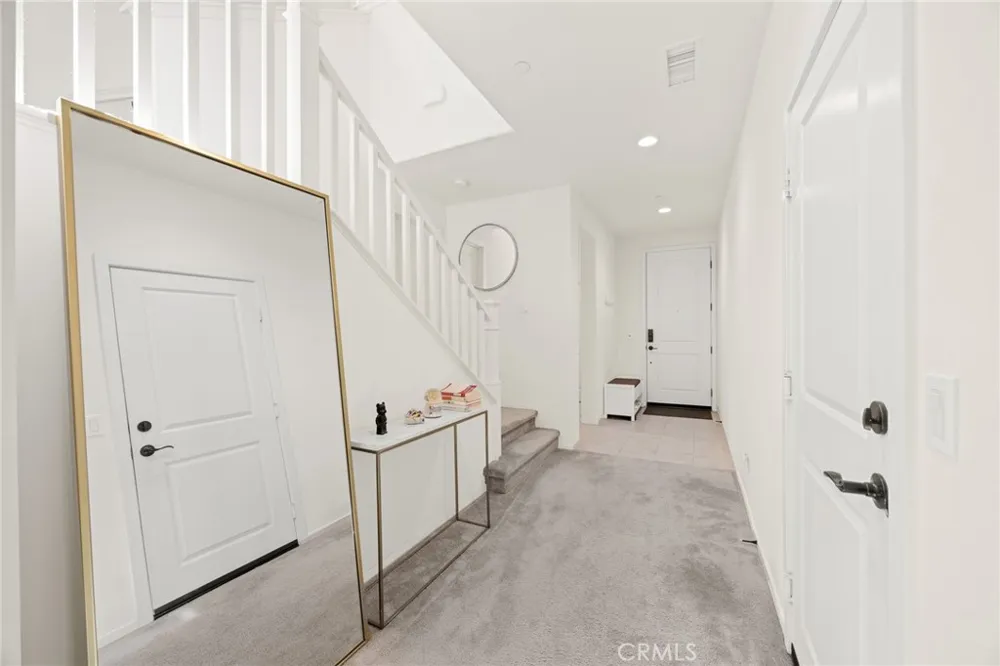 3191 E La Avenida Ontario, CA 91761