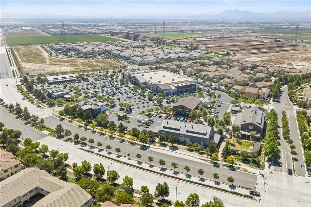 3191 E La Avenida Ontario, CA 91761