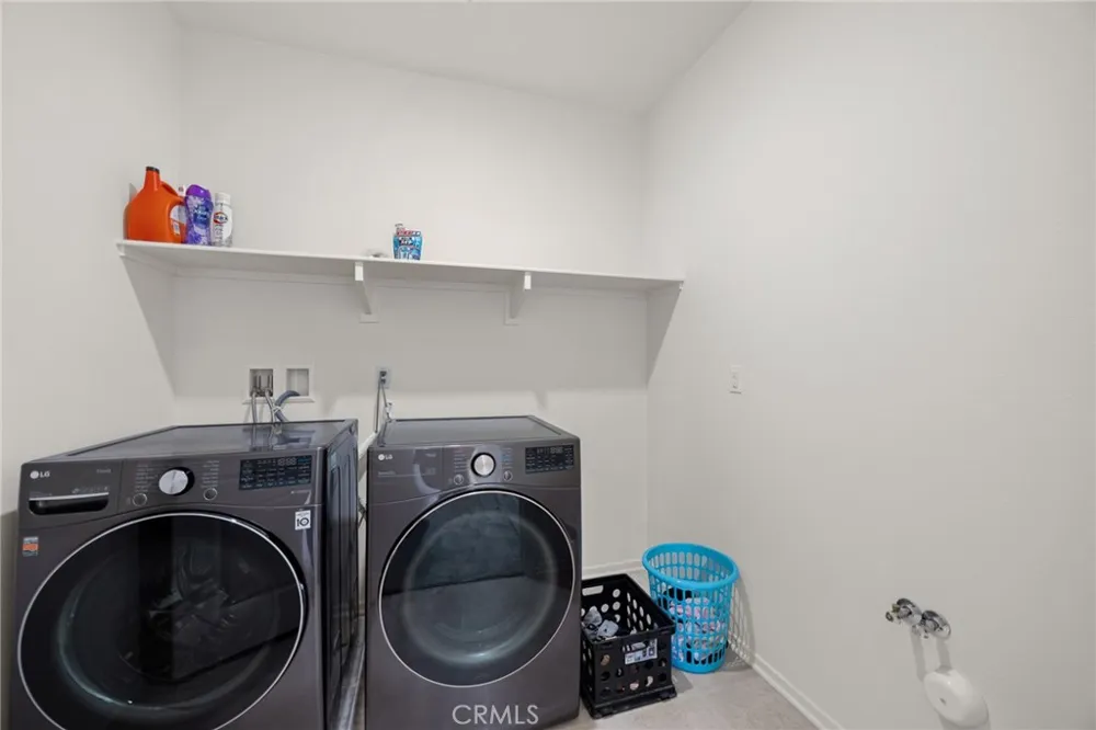 3191 E La Avenida Ontario, CA 91761