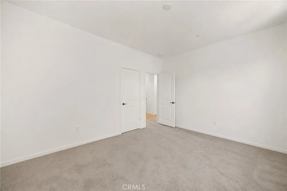 3191 E La Avenida Ontario, CA 91761