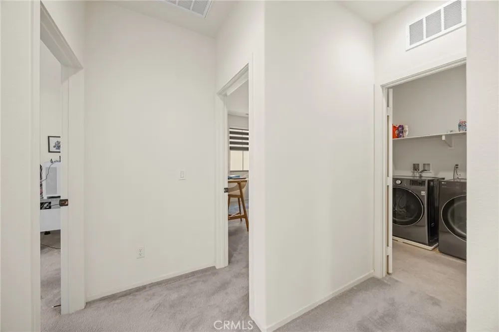 3191 E La Avenida Ontario, CA 91761