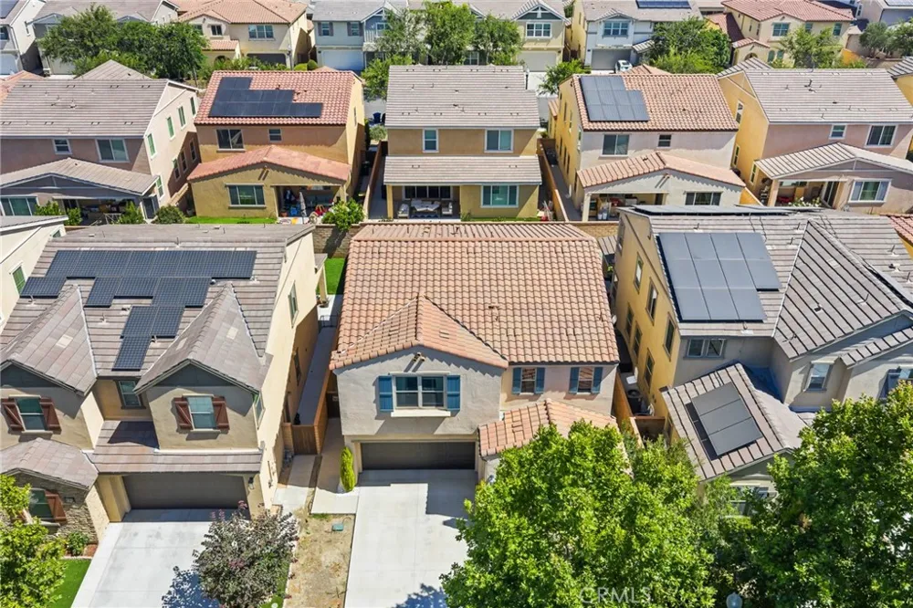 3191 E La Avenida Ontario, CA 91761