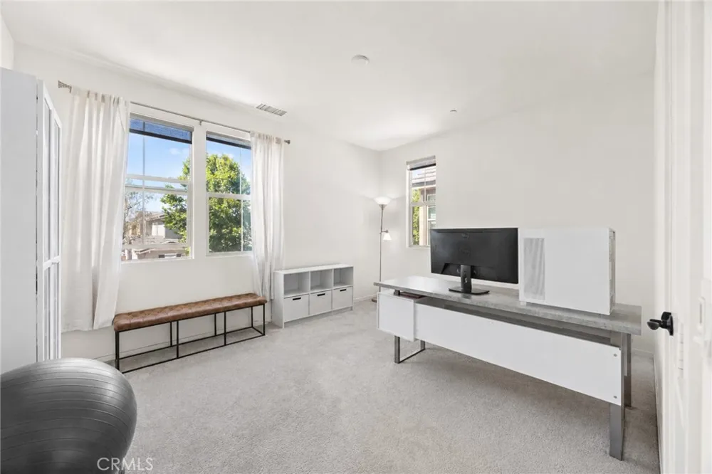 3191 E La Avenida Ontario, CA 91761