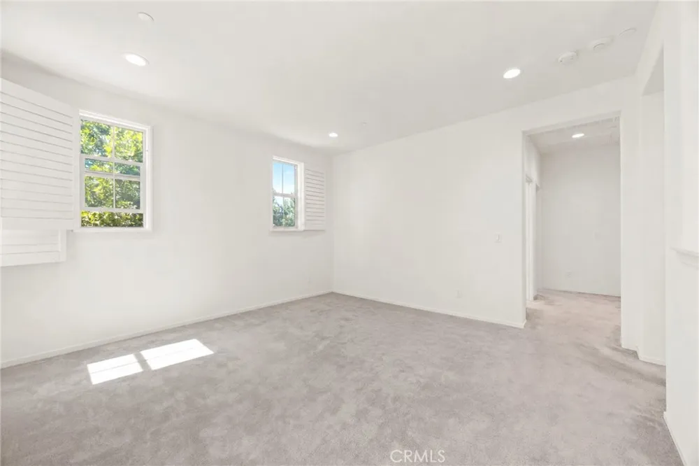 3191 E La Avenida Ontario, CA 91761