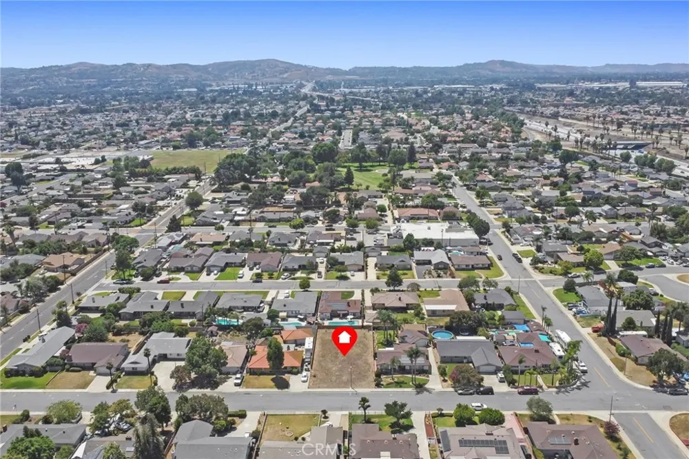 12440 Russell Avenue Chino, CA 91710