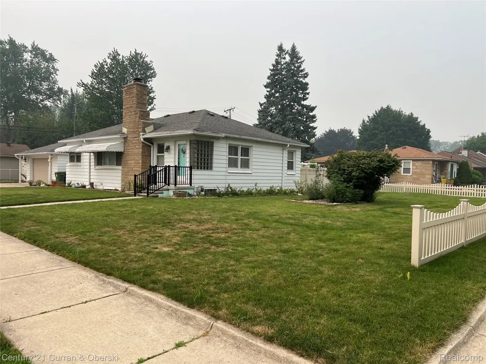 12024 Barberry Street Southgate City, MI 48195