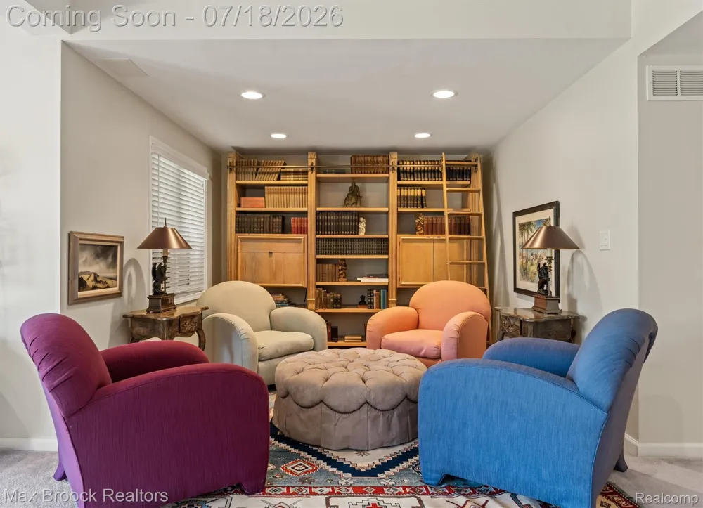 54878 Grenelefe Circle E Lyon Charter Township, MI 48178