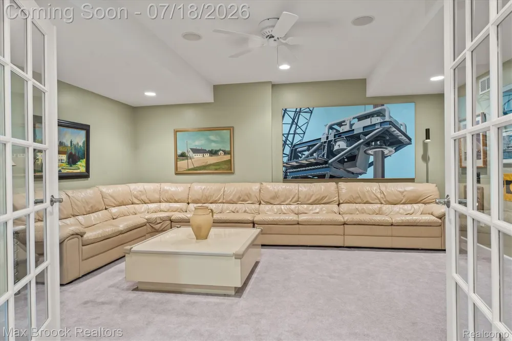 54878 Grenelefe Circle E Lyon Charter Township, MI 48178