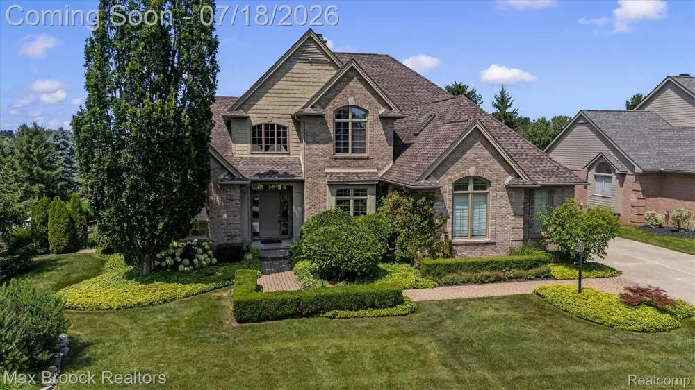 54878 Grenelefe Circle E Lyon Charter Township, MI 48178