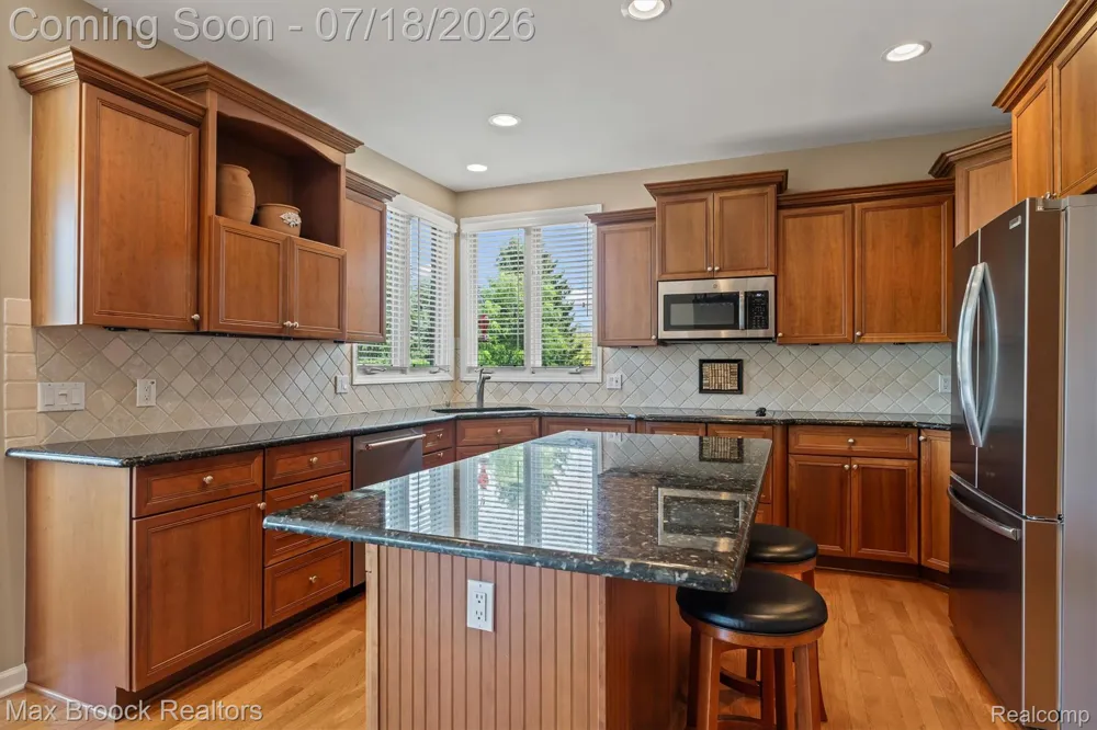54878 Grenelefe Circle E Lyon Charter Township, MI 48178