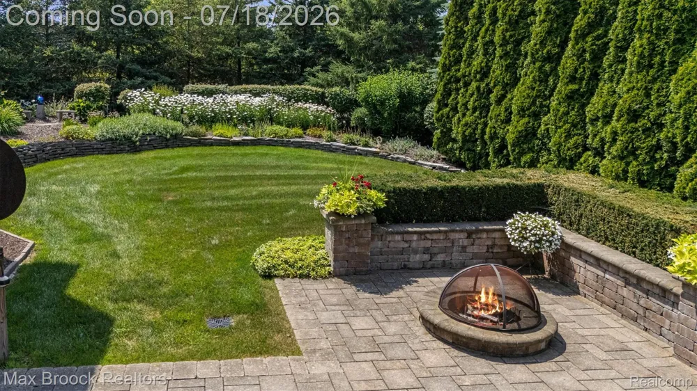 54878 Grenelefe Circle E Lyon Charter Township, MI 48178