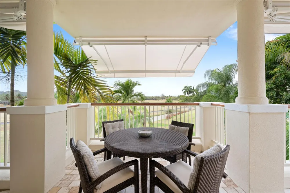 500 PLANTATION VILLAGE DRIVE #3-208 Dorado, PR 00646