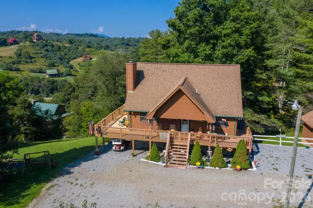 14 Zonia Lane Piney Creek, NC 28663