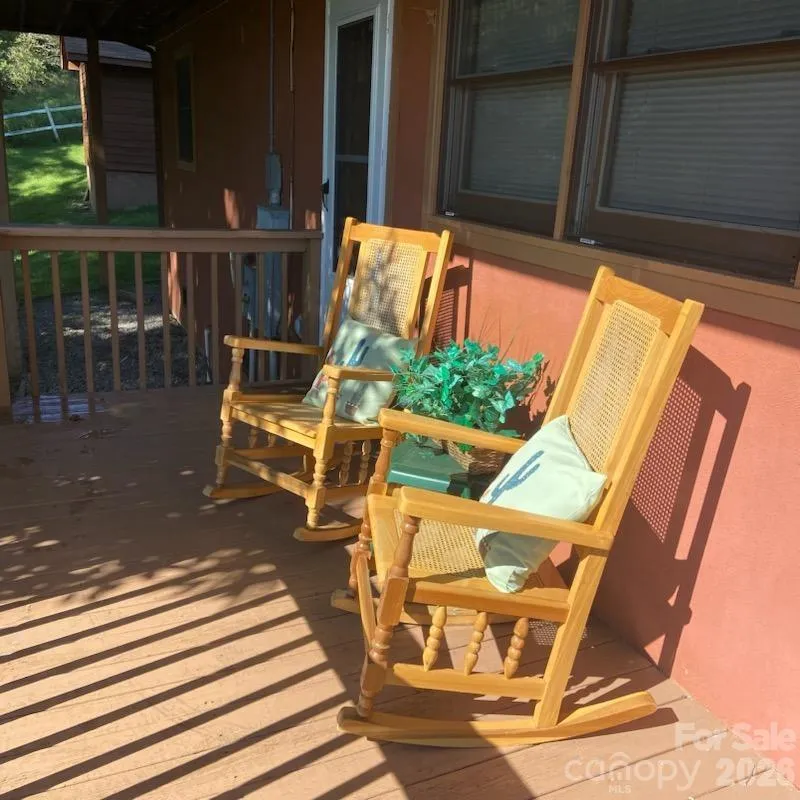 14 Zonia Lane Piney Creek, NC 28663