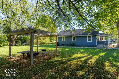 1612 Hst W 10th Street