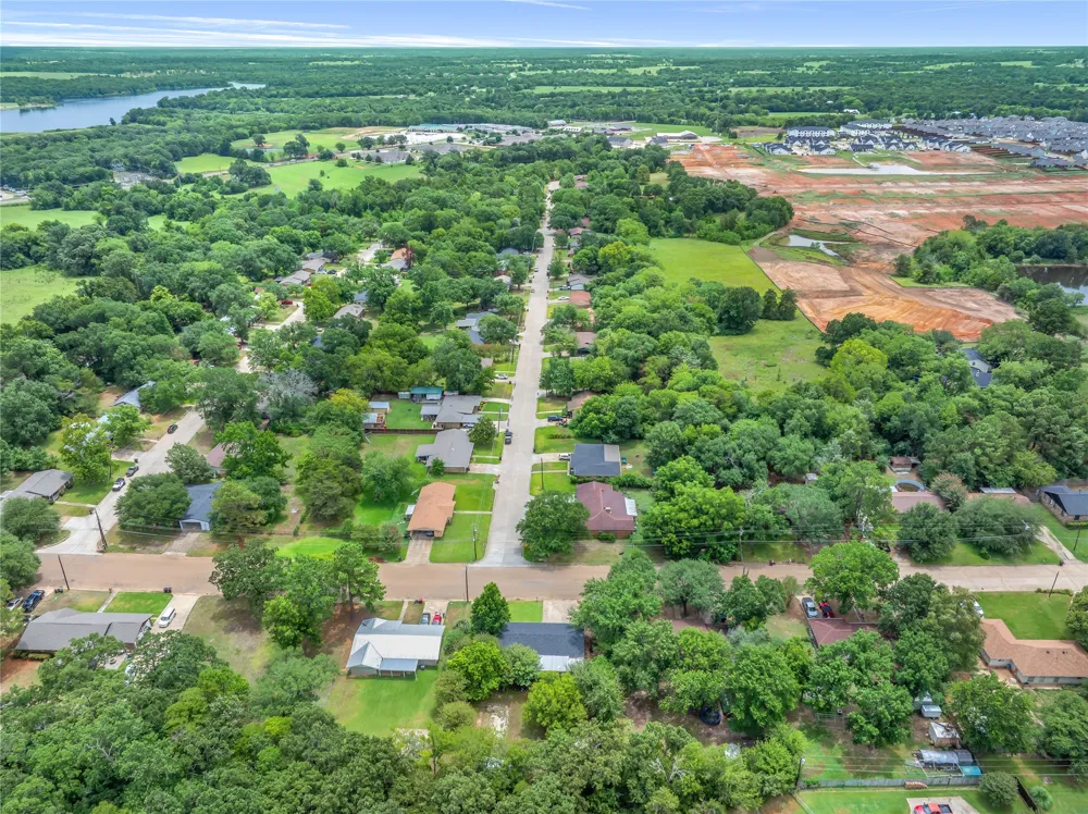 1451 Forrest Drive Canton, TX 75103