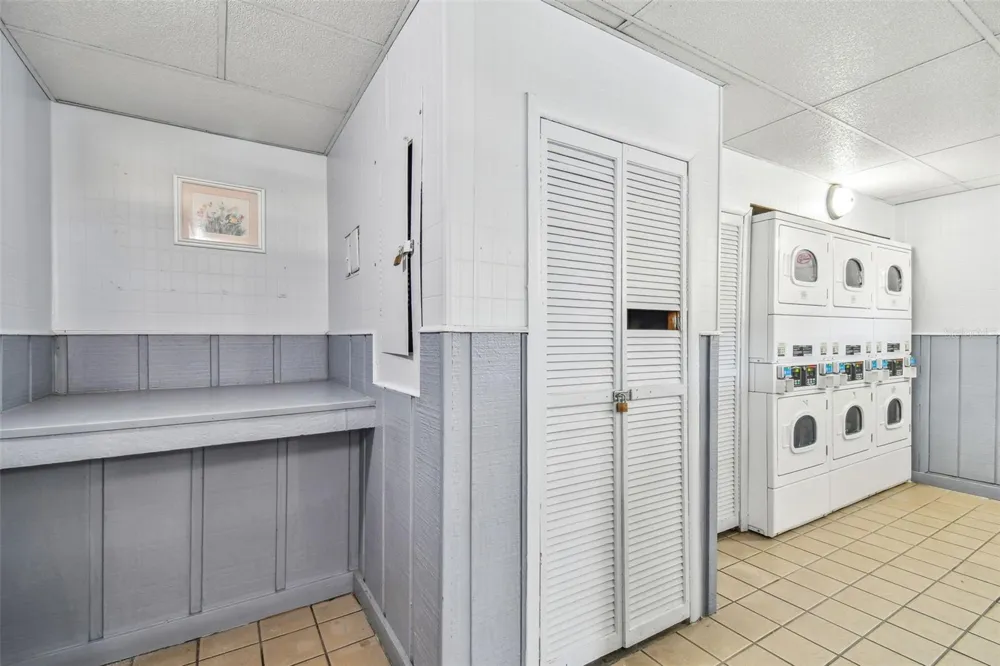 3841 S LAKE DRIVE #197 Tampa, FL 33614