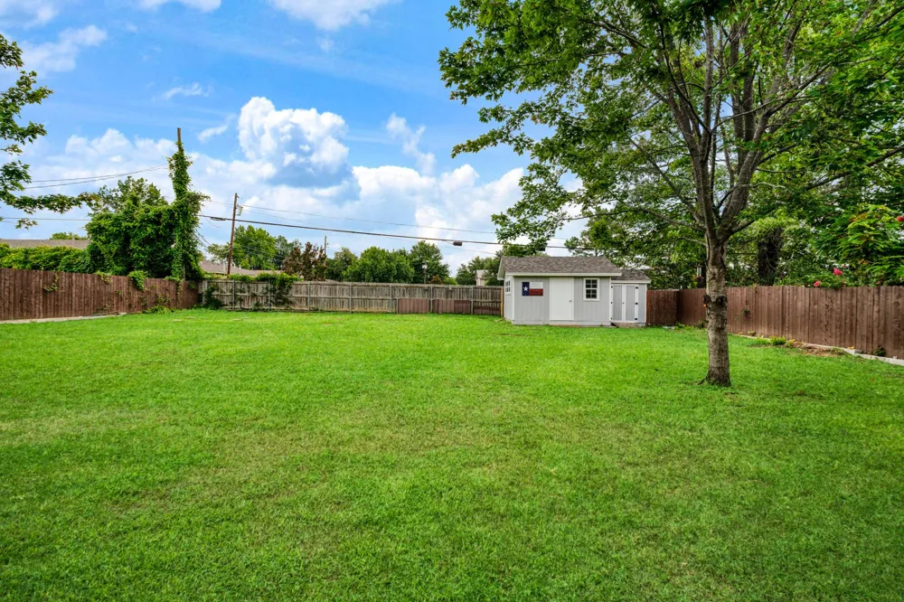 2705 Hubbard Street Paris, TX 75460