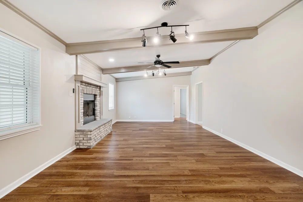 2705 Hubbard Street Paris, TX 75460