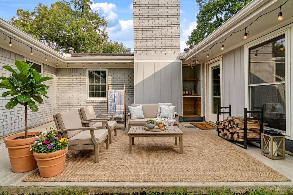 2705 Hubbard Street Paris, TX 75460