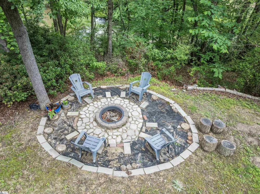 320 Holly Lane Walhalla, SC 29691