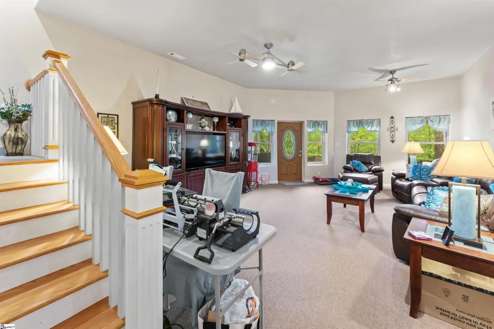 320 Holly Lane Walhalla, SC 29691