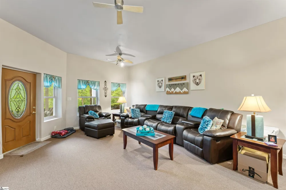 320 Holly Lane Walhalla, SC 29691