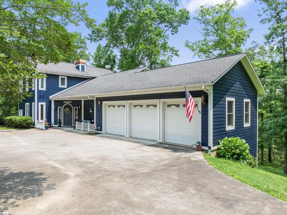 320 Holly Lane Walhalla, SC 29691