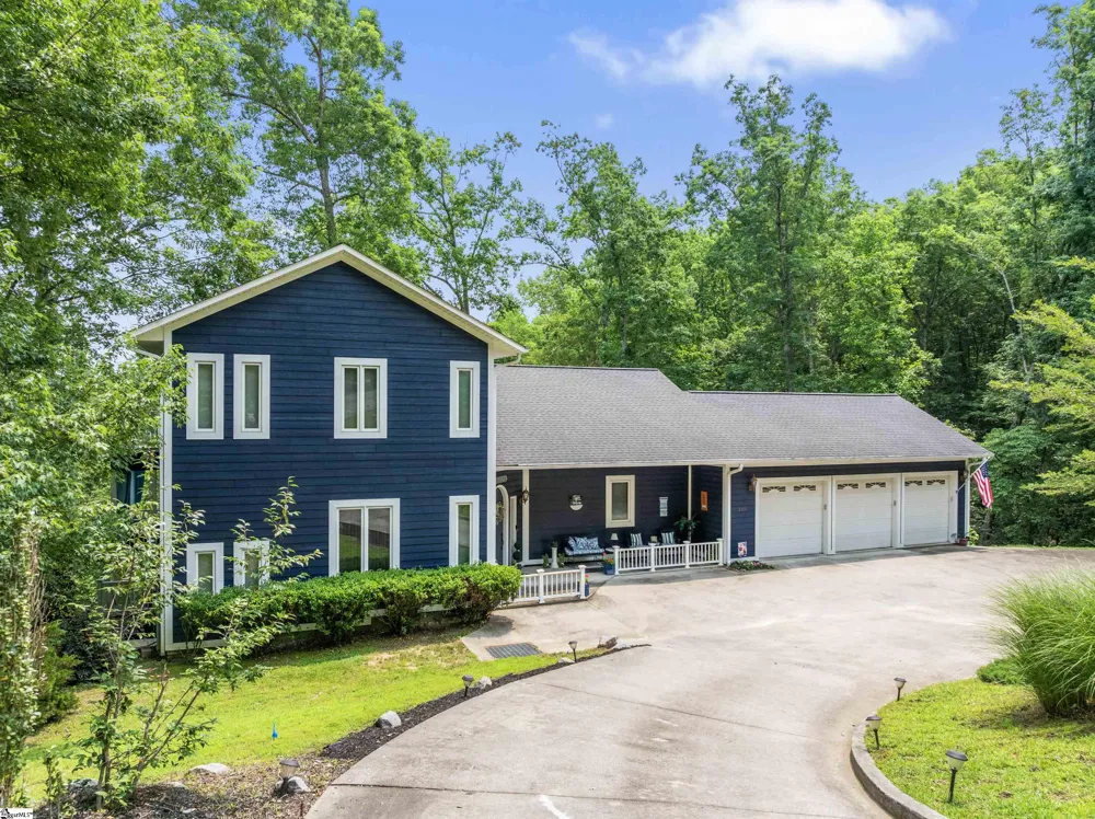 320 Holly Lane Walhalla, SC 29691