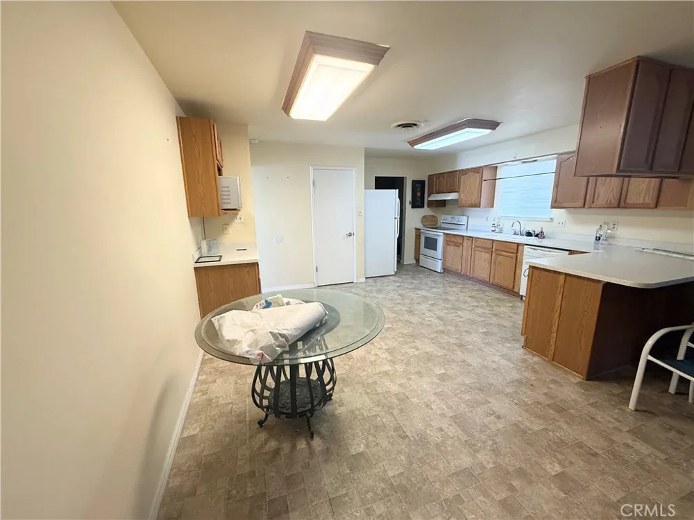 1611 Collins Needles, CA 92363