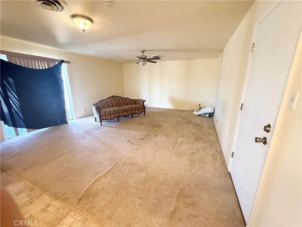 1611 Collins Needles, CA 92363