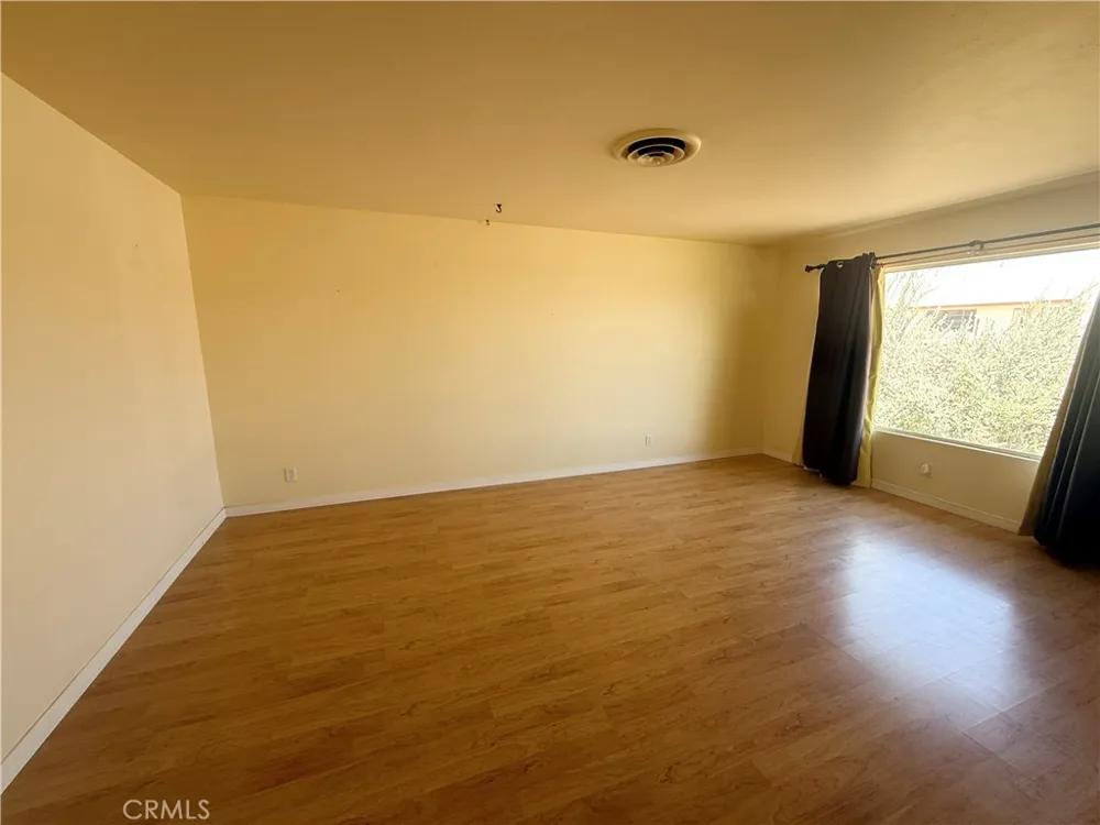 1611 Collins Needles, CA 92363