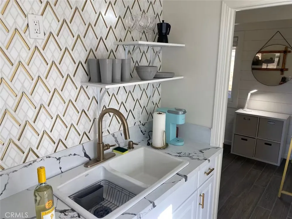 33012 Donner Running Springs, CA 92308